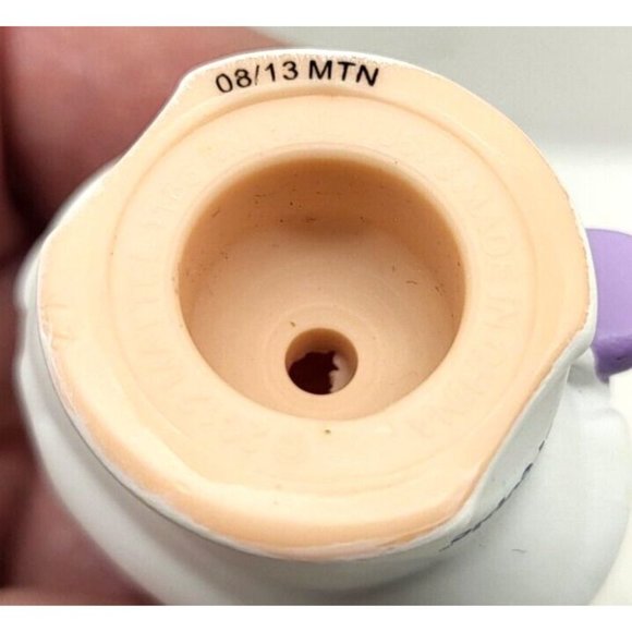 2012 Fisher Price Little People Figures Baby Girl with Pink Hat (Z27C) - Picture 5 of 5